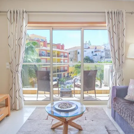 Valente Patio * Lagos