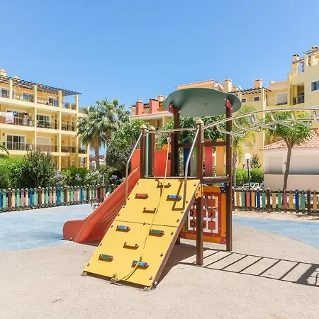 Valente Patio Лагуш